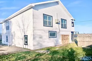 4406 Helen St, Hitchcock, TX 77563 - Photo 19