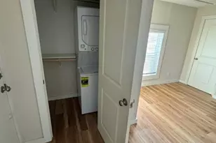 4406 Helen St, Hitchcock, TX 77563 - Photo 13