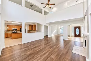 2506 Little Forest Ct, Spring, TX 77373 - Photo 13