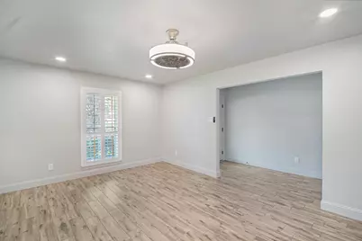 10602 Del Monte Drive, Houston, TX 77042 - Photo 9