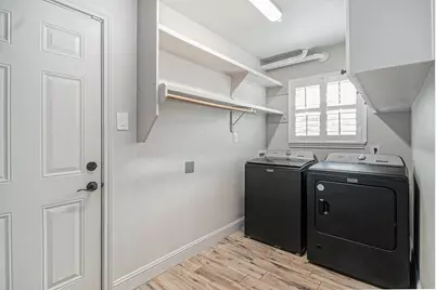 10602 Del Monte Drive, Houston, TX 77042 - Photo 17