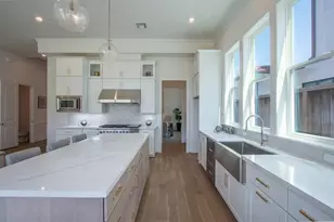 1717 Monarch Oaks St, Houston, TX 77055 - Photo 3