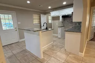 610 Elk Dr, Crosby, TX 77532 - Photo 11
