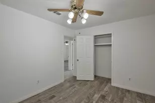 2818 Rapho St, Crosby, TX 77532 - Photo 33