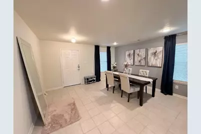 4215 Oakview Creek Lane, Houston, TX 77048 - Photo 3