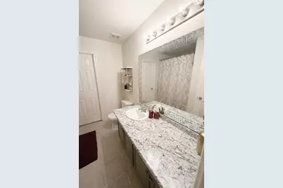 4215 Oakview Creek Lane, Houston, TX 77048 - Photo 7