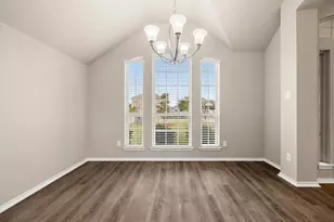 1945 Briar Grove Dr, Conroe, TX 77301 - Photo 9
