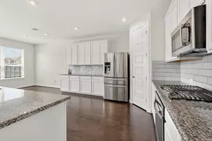 2202 Lago Canyon Ct, Pearland, TX 77089 - Photo 13