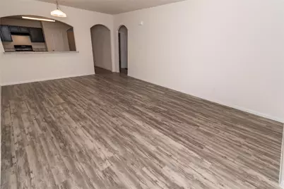 5719 S Brenwood Drive, Katy, TX 77449 - Photo 5