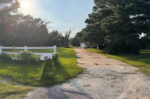 21269 Bracewell Rd, Bedias, TX 77831 - Photo 3