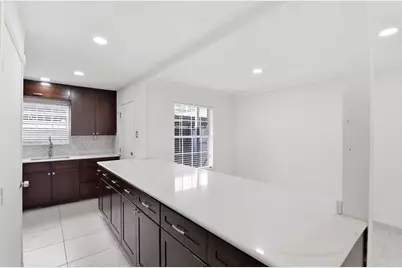 7900 Westheimer Road #147, Houston, TX 77063 - Photo 7