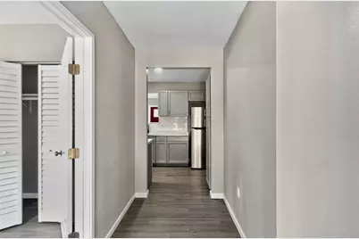 1000 W 17th Street, Bryan, TX 77803 - Photo 9