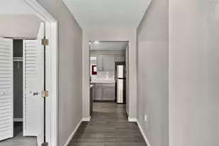 1000 W 17th St, Bryan, TX 77803 - Photo 9