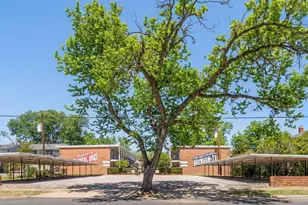 403 E Main St, Brenham, TX 77833 - Photo 17