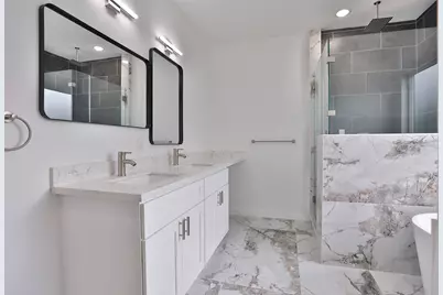 9349 Lavender St, Houston, TX 77016 - Photo 17