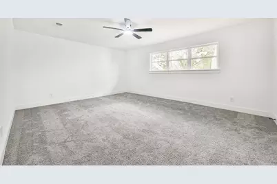 18610 Martinique Drive, Houston, TX 77058 - Photo 23