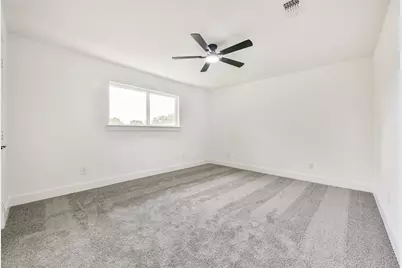 18610 Martinique Drive, Houston, TX 77058 - Photo 29