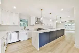 18610 Martinique Dr, Houston, TX 77058 - Photo 1