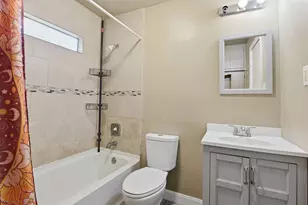 1109 E Walker St, League City, TX 77573 - Photo 35