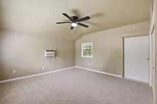 1109 E Walker St, League City, TX 77573 - Photo 25