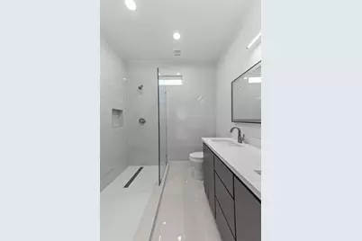 2314 Barbee Street, Houston, TX 77004 - Photo 11