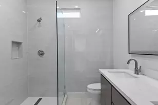 2314 Barbee St, Houston, TX 77004 - Photo 11