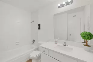 8425 Hearth Dr, Houston, TX 77054 - Photo 23