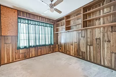 128 Forest Oaks Lane, Lake Jackson, TX 77566 - Photo 17