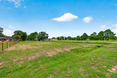 263 Rosewood Street, Prairie View, TX 77484 - Photo 3