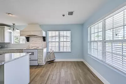 1578 Railroad Avenue, San Leon, TX 77539 - Photo 13