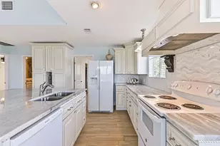 1578 Railroad Ave, San Leon, TX 77539 - Photo 13