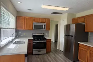 4819 Sunshine Dr, Sugar Land, TX 77479 - Photo 1