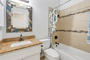 137 Bending Brook Ln, Dickinson, TX 77539 - Photo 19