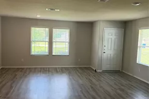 120 E Ash St, Angleton, TX 77515 - Photo 17
