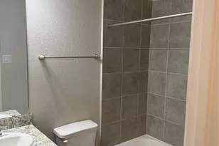 120 E Ash St, Angleton, TX 77515 - Photo 21
