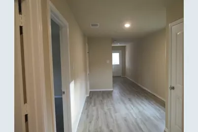 120 East Ash Street, Angleton, TX 77515 - Photo 11