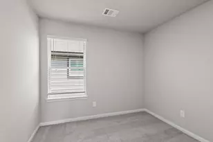 13769 Sunshine Peak Dr, Willis, TX 77318 - Photo 11