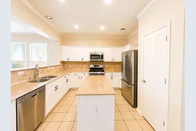 13119 Stratford Skies Ln Lane, Houston, TX 77072 - Photo 5