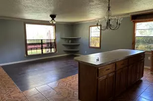 809 E Clark Ave, Crockett, TX 75835 - Photo 13