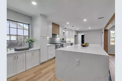 4123 Rolling Green Drive, Seabrook, TX 77586 - Photo 5