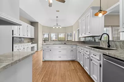 590 Edgewood Drive, Montgomery, TX 77356 - Photo 11