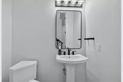 2420 Sumpter Street, Houston, TX 77026 - Photo 25