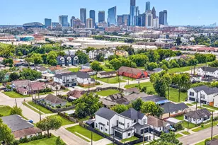 2420 Sumpter St, Houston, TX 77026 - Photo 43