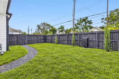 2420 Sumpter Street, Houston, TX 77026 - Photo 45