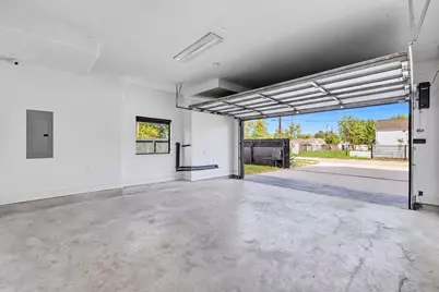 2420 Sumpter Street, Houston, TX 77026 - Photo 43