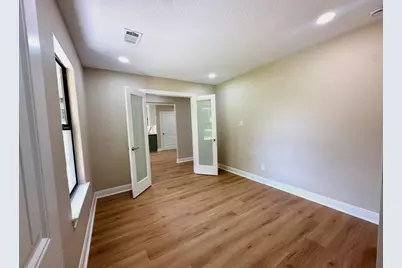 248 Canterbury Drive, West Columbia, TX 77486 - Photo 9