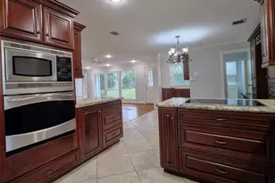 13127 Paradise Valley Dr, Houston, TX 77069 - Photo 15
