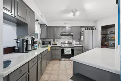 12903 Maxfield Drive, Houston, TX 77082 - Photo 5