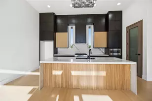 9217 Noel St, Houston, TX 77033 - Photo 5