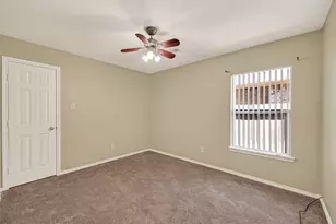 2427 Colonial Springs Ln, Spring, TX 77386 - Photo 19